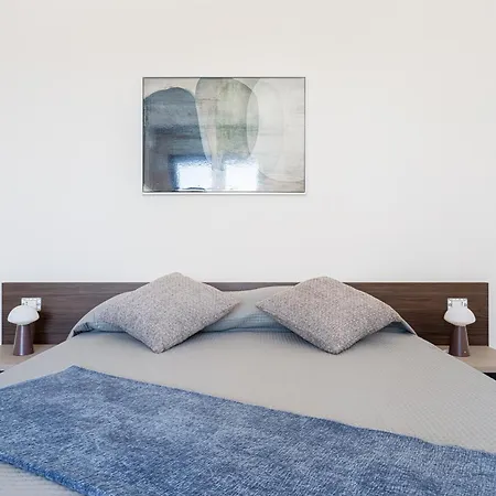 Aura - Stagnone Daire Marsala
